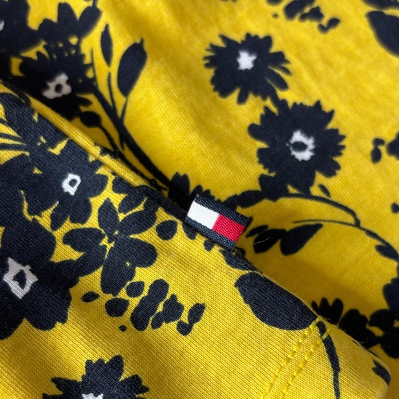 Tommy Hilfiger Yellow and Black Floral Cap Sleeve Top - Picture 7 of 7